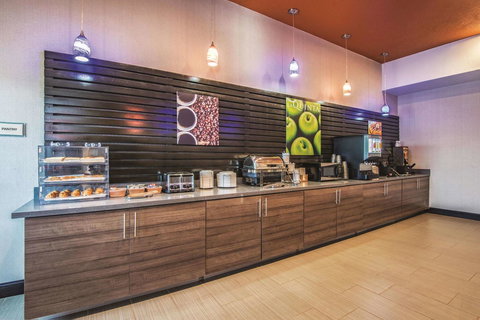 La Quinta By Wyndham Guthrie - Bet 4u 31