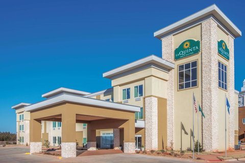 La Quinta By Wyndham Guthrie - Bet 4u 25