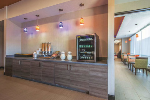 La Quinta By Wyndham Guthrie - Bet 4u 24