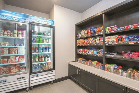 La Quinta By Wyndham Guthrie - Bet 4u 1