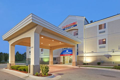 Candlewood Suites Oklahoma City-Moore - Click Find 0