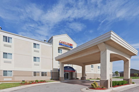 Candlewood Suites Oklahoma City-Moore - Click Find 15