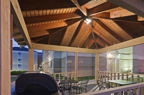Candlewood Suites Oklahoma City-Moore - Click Find 7