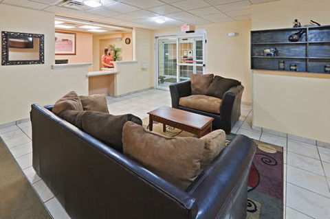 Candlewood Suites Oklahoma City-Moore - Click Find 10