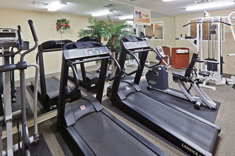 Candlewood Suites Oklahoma City-Moore - Click Find 6