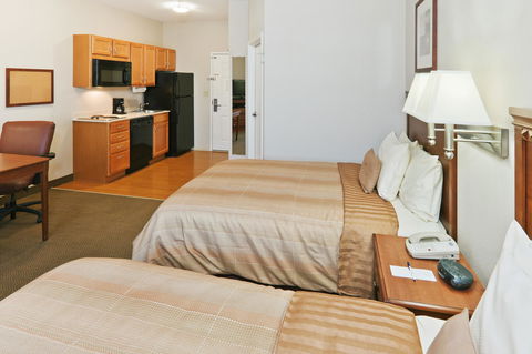 Candlewood Suites Oklahoma City-Moore - Click Find 23