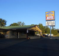 Budget ZZZZ Motel