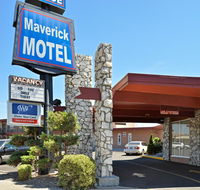 Maverick Motel