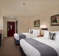 The Garibaldi House Inn and Suites