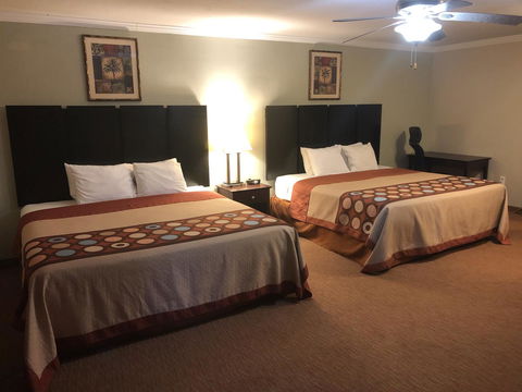 Super 8 By Wyndham Coos Bay/North Bend - Click Find 8