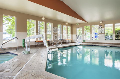 Holiday Inn Express Corvallis-On The River - Click Find 4