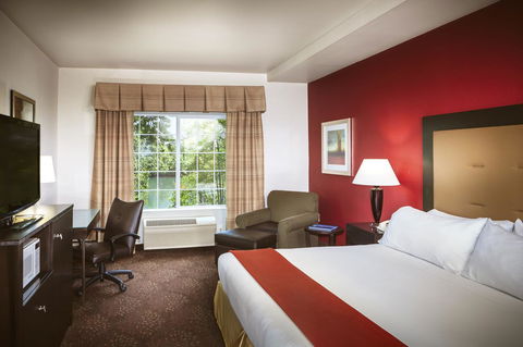 Holiday Inn Express Corvallis-On The River - Click Find 2