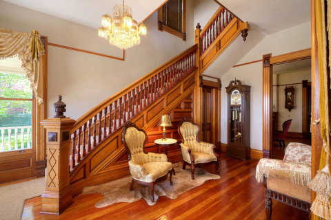 Jacksonville's Historic Nunan House - Click Find 6