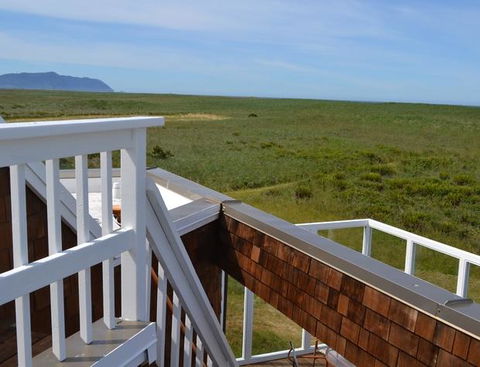 Ocean Front Home With Hot Tub, Ping Pong, Foosball - Bridge Guide 24