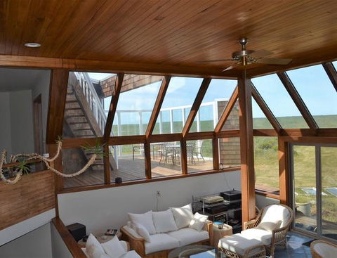 Ocean Front Home With Hot Tub, Ping Pong, Foosball - Bridge Guide 7