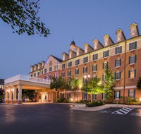 Holiday Inn Express State College at Williamsburg Square