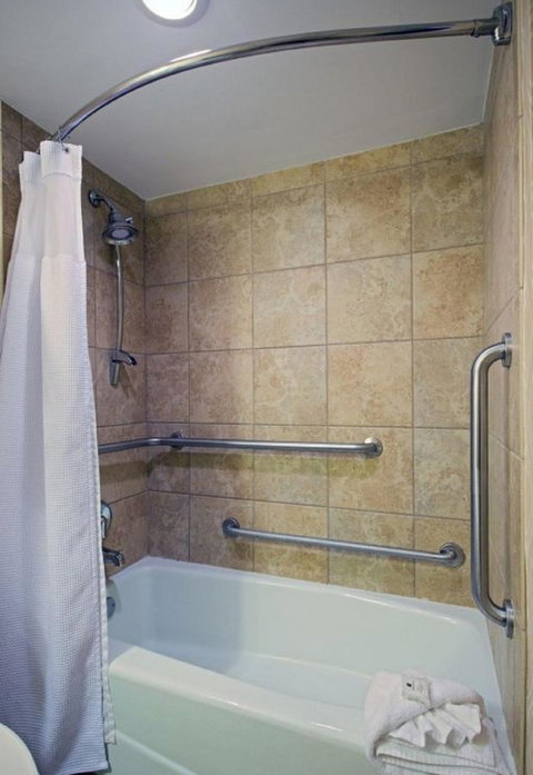 Crowne Plaza Hotels & Resorts Reading - Click Find 27