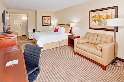 Crowne Plaza Hotels & Resorts Reading - Click Find 21