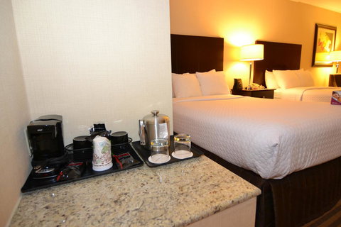 Crowne Plaza Hotels & Resorts Reading - Click Find 36