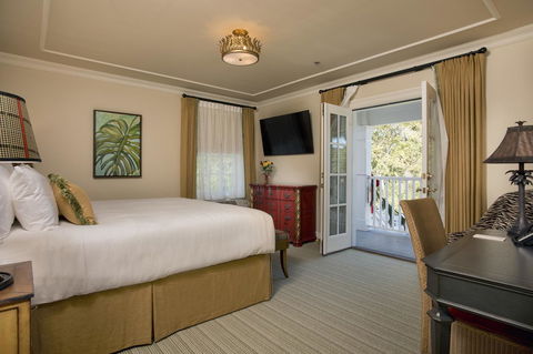 Old Town Bluffton Inn - Bet 4u 11