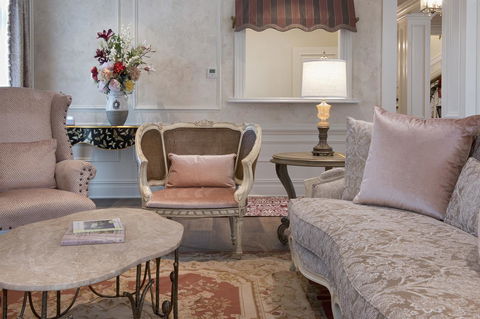 Old Town Bluffton Inn - Bet 4u 23