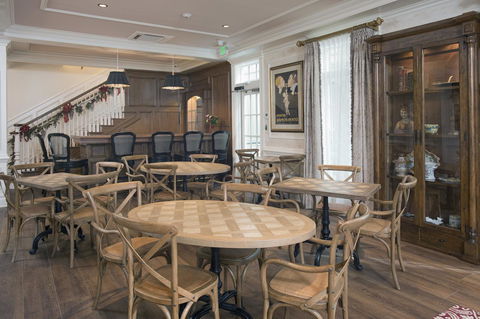 Old Town Bluffton Inn - Bet 4u 18