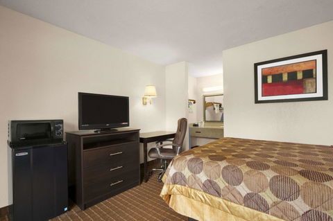 Days Inn By Wyndham Port Royal/near Parris Island - Bet 4u 30