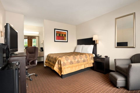 Days Inn By Wyndham Port Royal/near Parris Island - Bet 4u 4