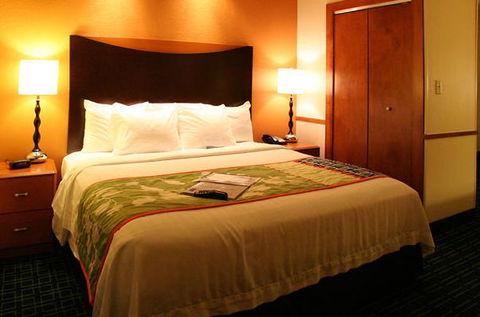 Fairfield Inn & Suites Hilton Head Island Bluffton - Bet 4u 12