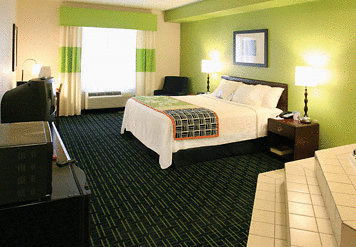 Fairfield Inn & Suites Hilton Head Island Bluffton - Bet 4u 8