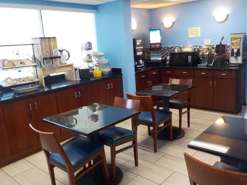 SureStay Hotel By Best Western Lenoir City - Bridge Guide 8