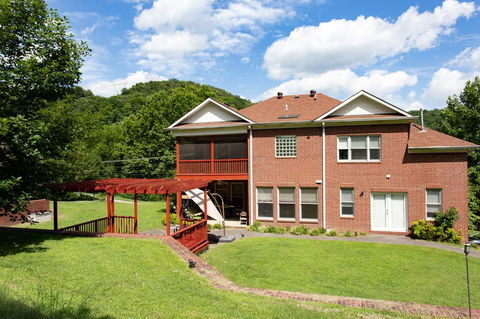 Country Cove - Click Find 22