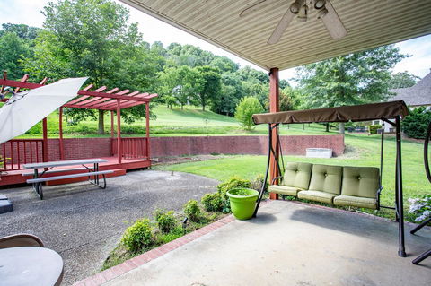 Country Cove - Click Find 21