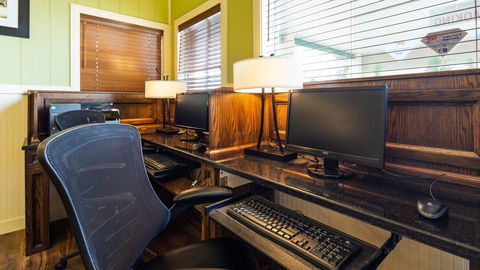 Best Western Paradise Inn & Resort - Bet 4u 2