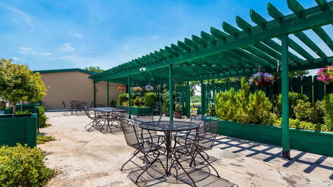 Best Western Paradise Inn & Resort - Bet 4u 1