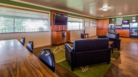 Best Western Paradise Inn & Resort - Bet 4u 9