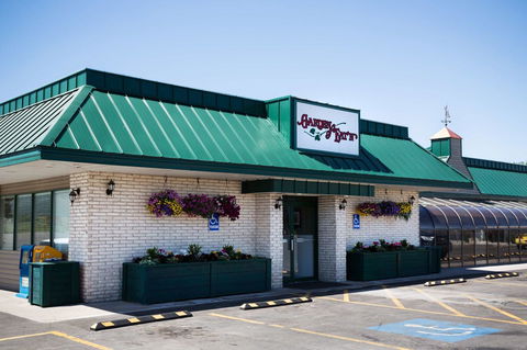 Best Western Paradise Inn & Resort - Bet 4u 20