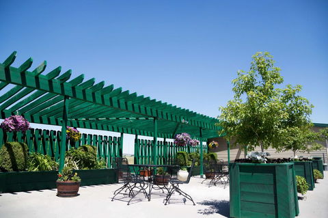 Best Western Paradise Inn & Resort - Bet 4u 17