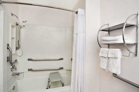 Days Inn By Wyndham Clearfield - Bridge Guide 17