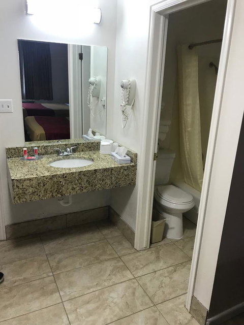 Econo Lodge Clearfield - Bridge Guide 10