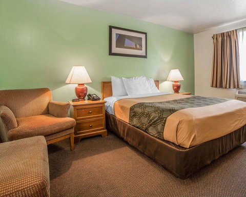Econo Lodge Clearfield - Bridge Guide 28