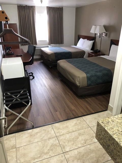 Econo Lodge Clearfield - Bridge Guide 3