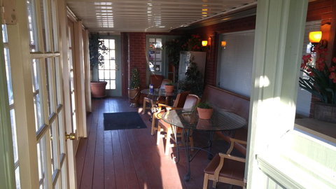 The Charin Inn - Bridge Guide 0
