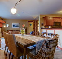 Eagle Springs East 305 House Sparrow Suite