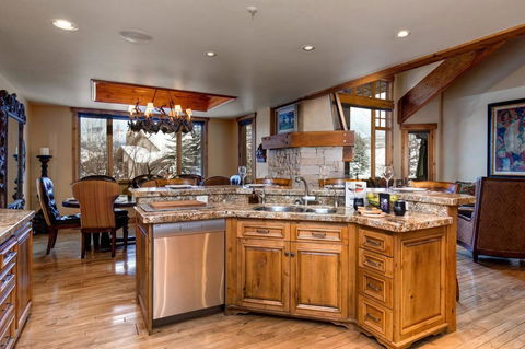 Abode At The Talon - Bridge Guide 14