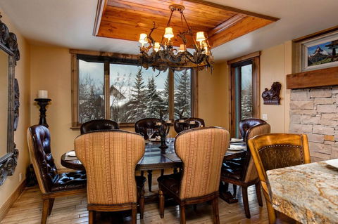 Abode At The Talon - Bridge Guide 11