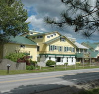 Gray Ghost Inn