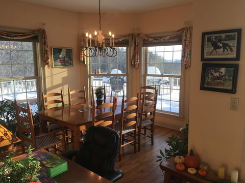 High Hill Inn - Bet 4u 4