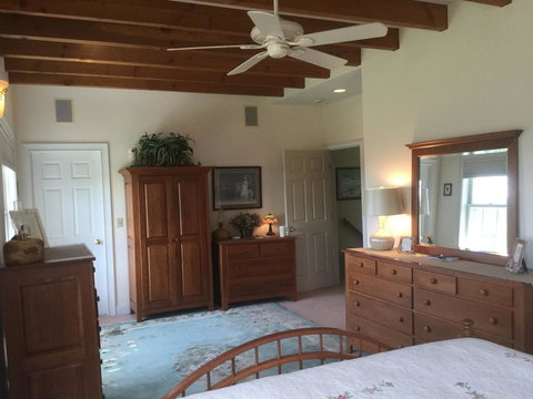 High Hill Inn - Bet 4u 20