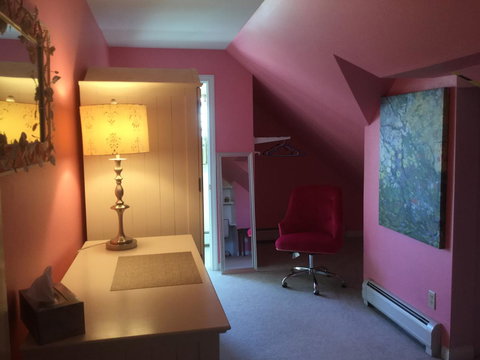 High Hill Inn - Bet 4u 29